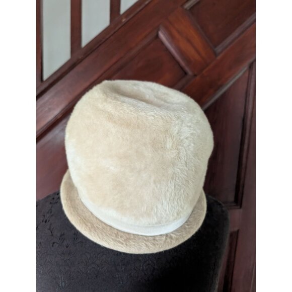 Vintage Martelle Faux Fur Cloche Hat With Rhinestone Brooch Accent & Ribbon - Picture 3 of 7